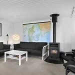 別荘 Kajsa - 250m From The Sea By Interhome *