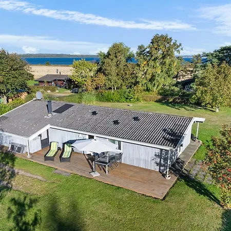 Holiday home Kajsa - 250m From The Sea By Interhome *